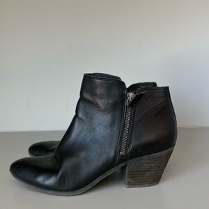 FRYE Judith Double Zip Bootie Black Size 8.5